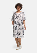 'Maris' dress – light, artistic & comfortable