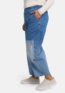 'Sky' Jeans – premium denim, patch & stretch